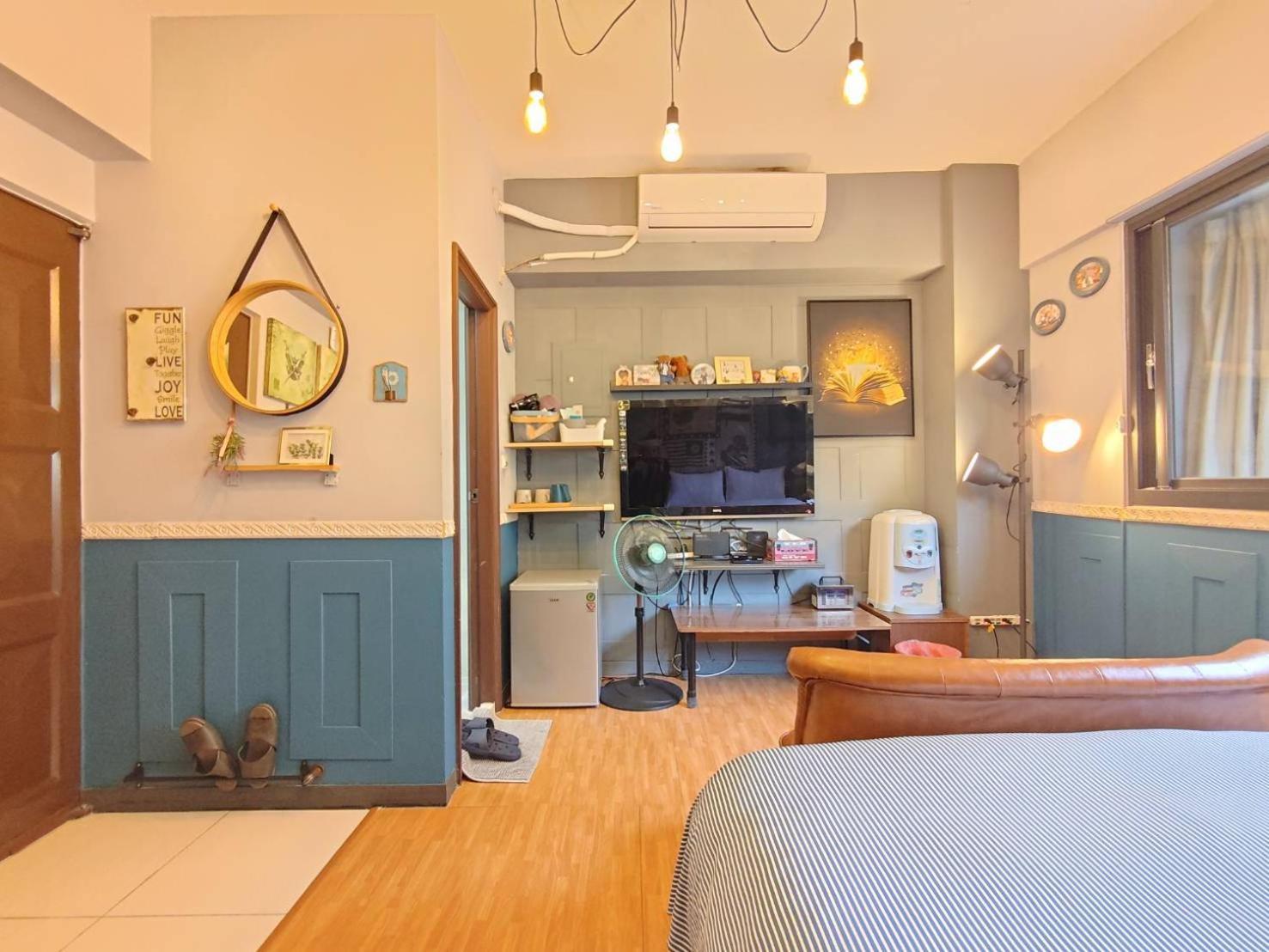 Hotel 一中喵喵 有統編收據 Taichung Esterno foto