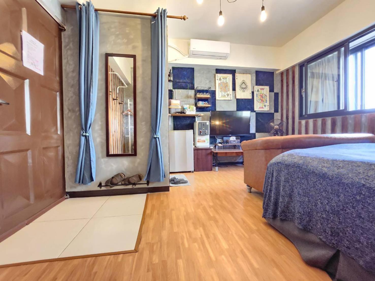 Hotel 一中喵喵 有統編收據 Taichung Esterno foto