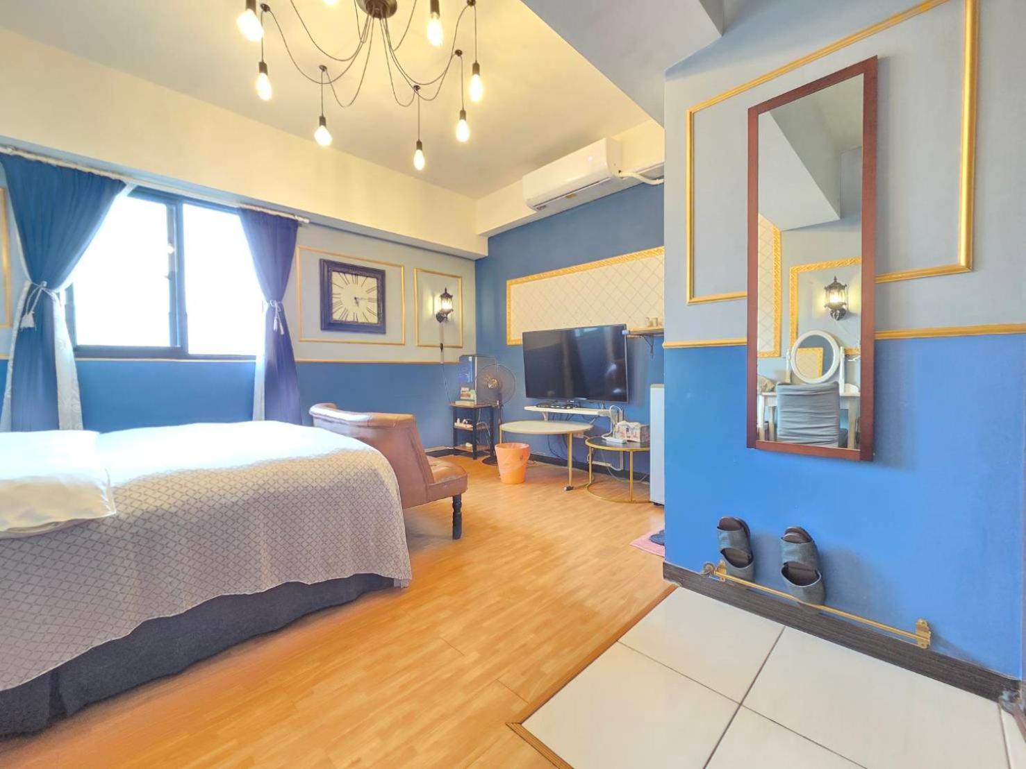 Hotel 一中喵喵 有統編收據 Taichung Esterno foto